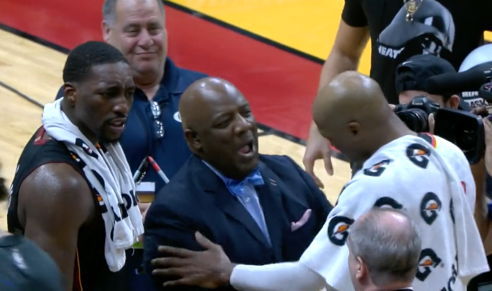 新疆队翻盘热火,武切维奇统治全场的简单介绍 新疆队翻盘热火,武切维奇统治全场的简单介绍