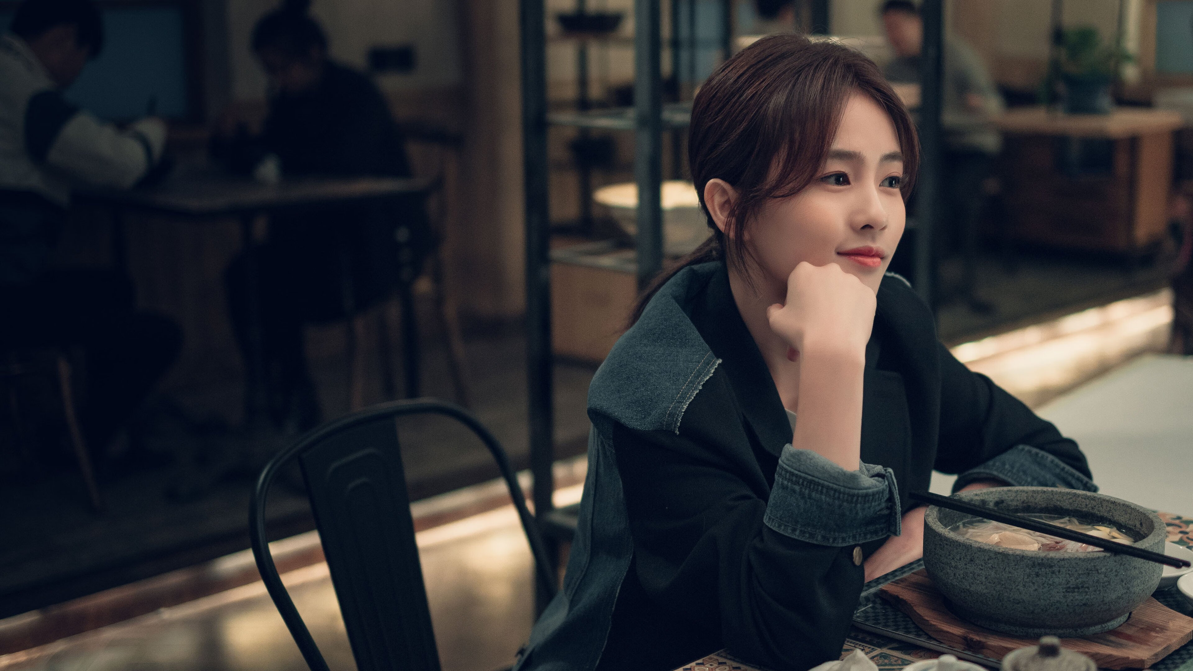 莱比锡红牛，一场险胜背后的南美德比预演，加维刷新纪录成焦点