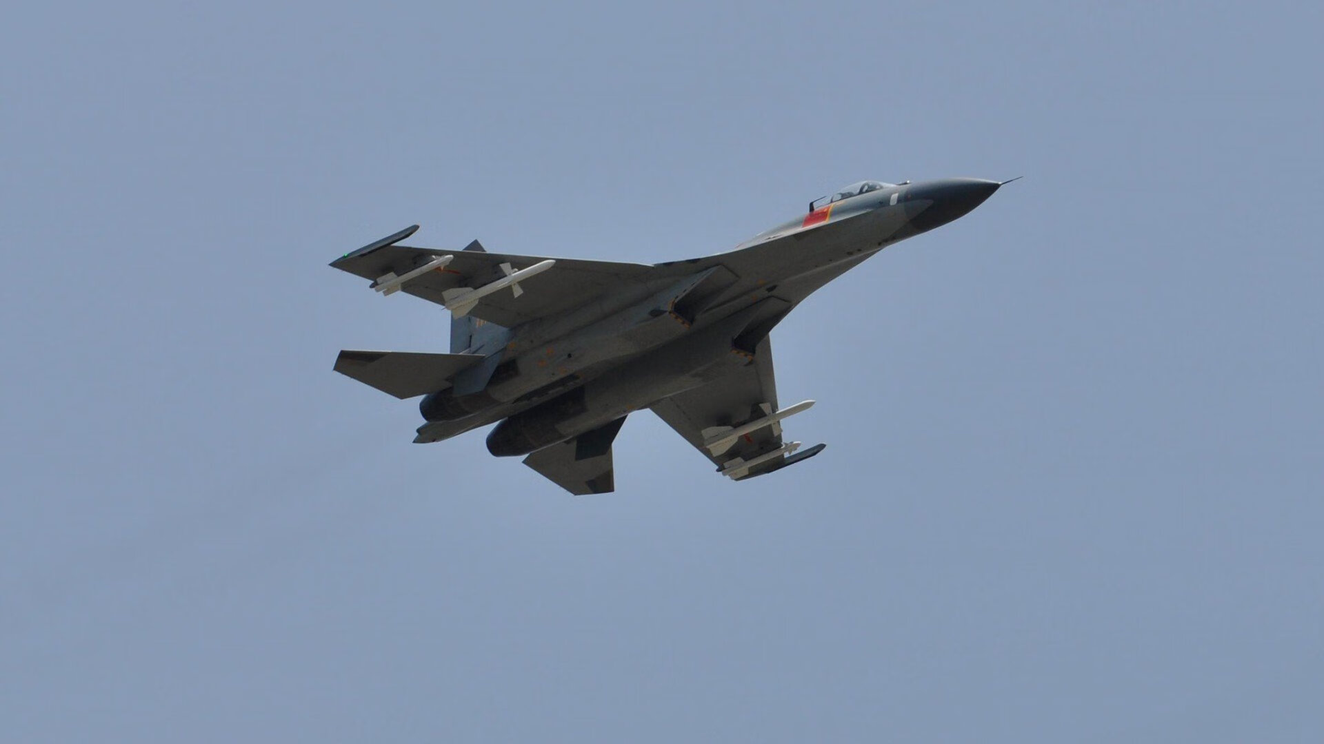 火线破晓，雷霆静默待击，热火能否打穿铁幕？